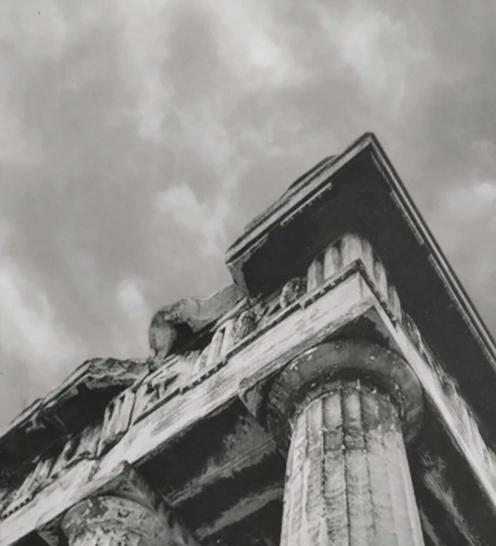 Cumpăna și tăcerea: curajul înțeleptului, moartea și nemurirea lui Socrate în ziua pierdută a lui Platon și eternizarea ei în ,,Phaidon’’